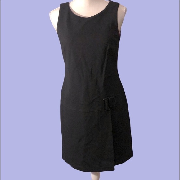 White House black market sleeveless black dress. Sz 6 - Picture 2 of 10